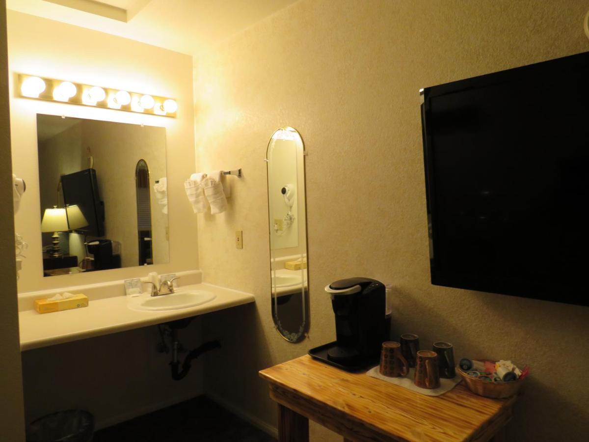 Rim Rock Motel Alturas Zewnętrze zdjęcie